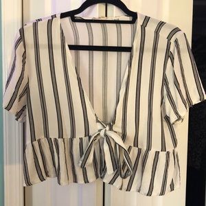 PACSUN TIE FRONT BLOUSE